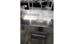 Tavolo ingresso lavastoviglie in acciaio con vasca